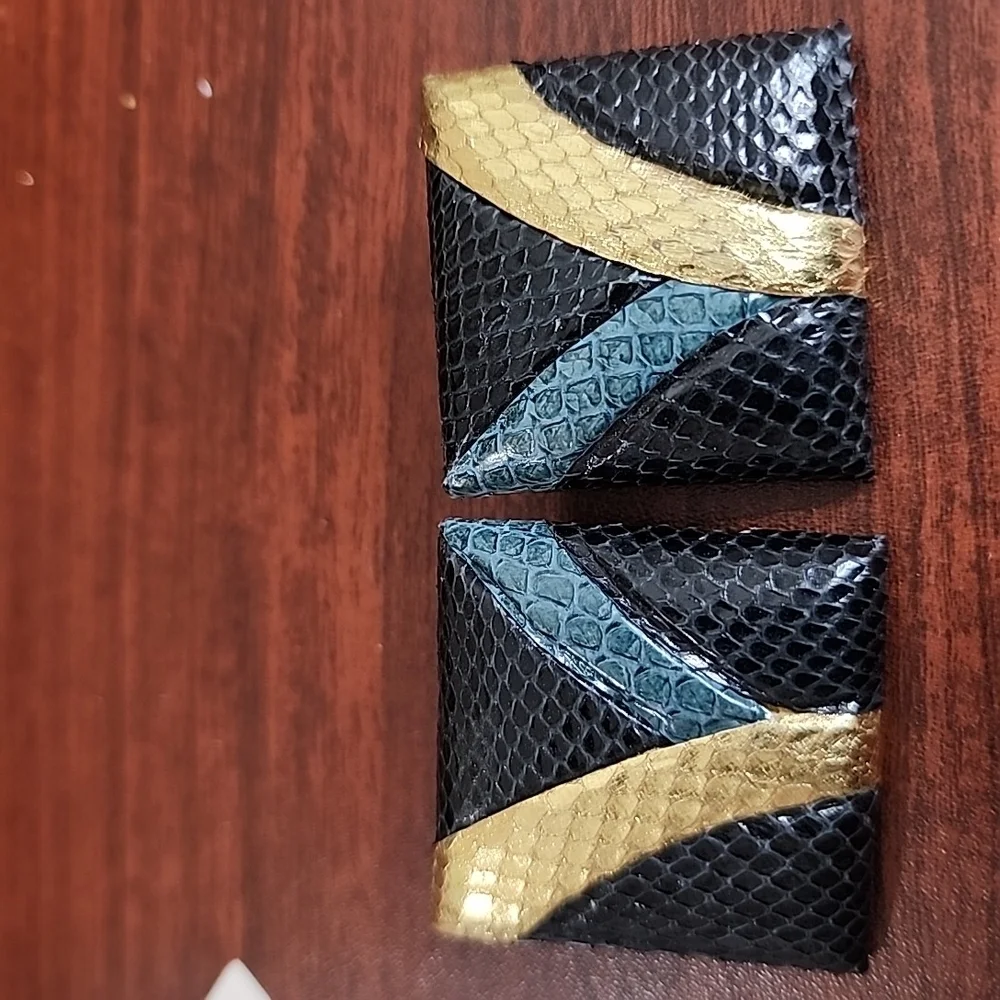 Womens 80's Vintage Leather Large Square Clip On Earrings